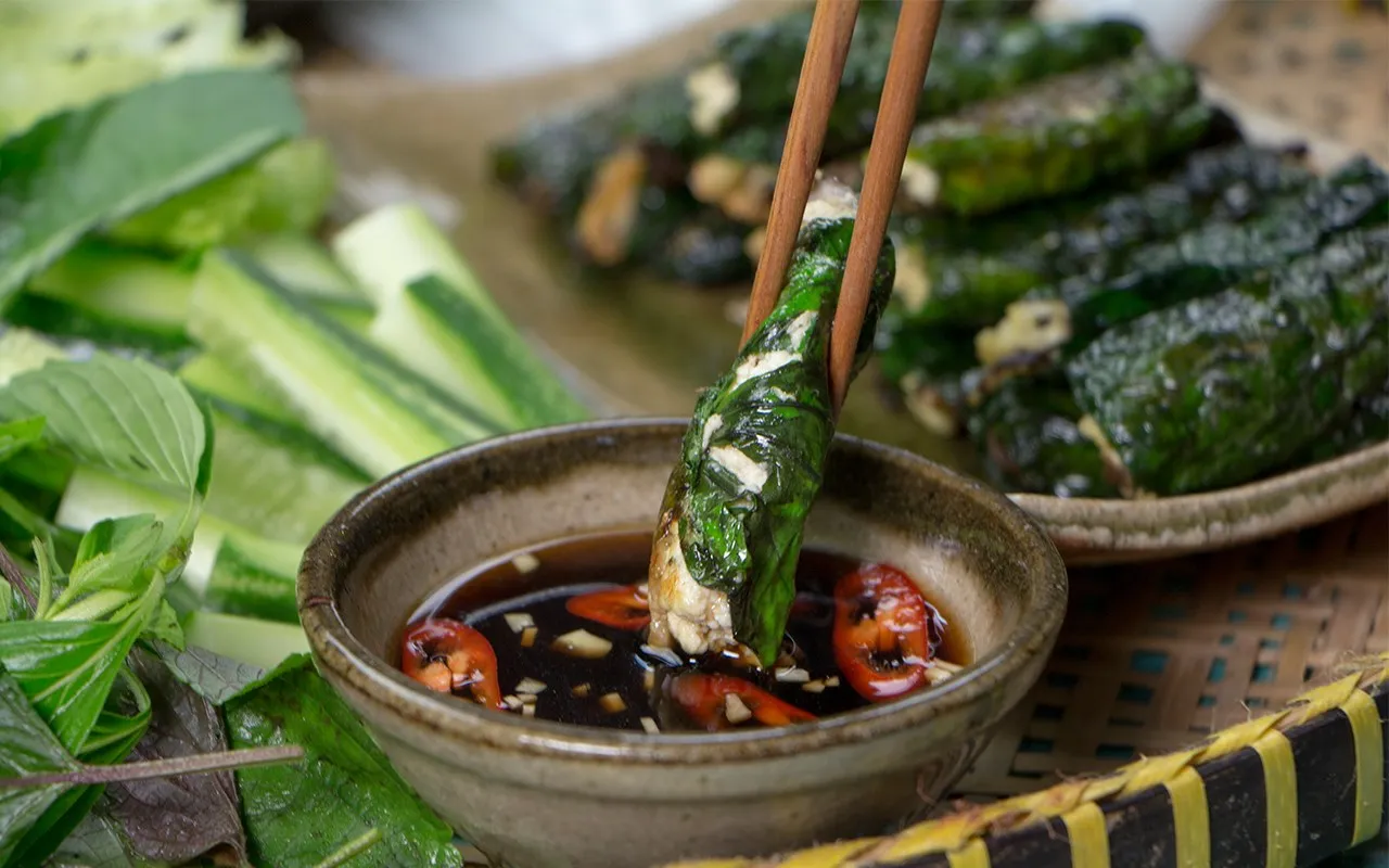 Đậu hũ cuốn lá lốt chay thơm lừng