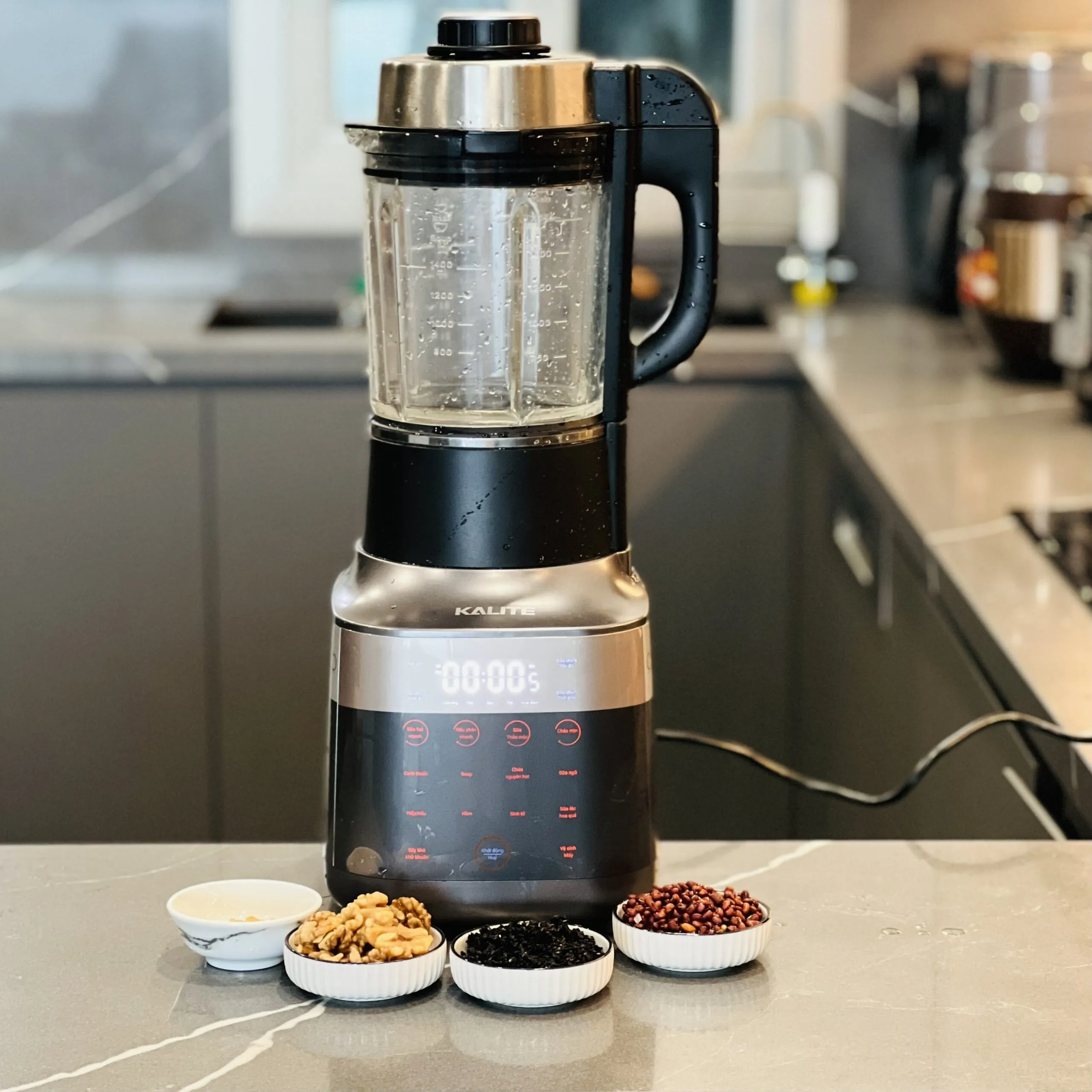 Sữa óc chó mè đen đậu đỏ bổ dưỡng