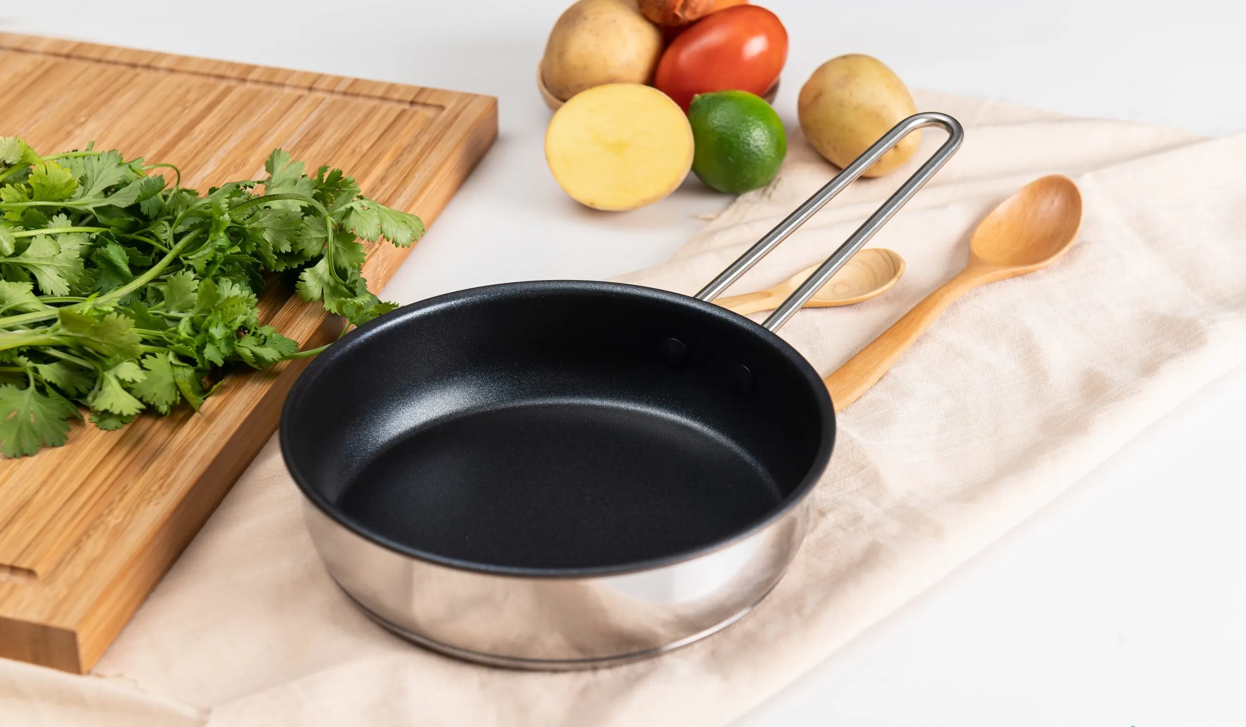 Chảo chống dính thông thường