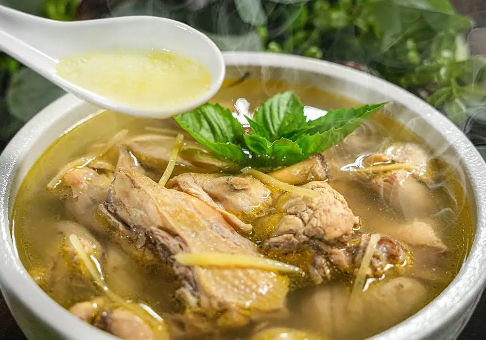 Canh gà kiểu Trung Quốc bổ dưỡng, tăng cường sức khỏe