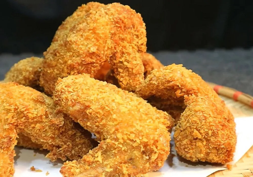 Cánh gà chiên giòn rụm