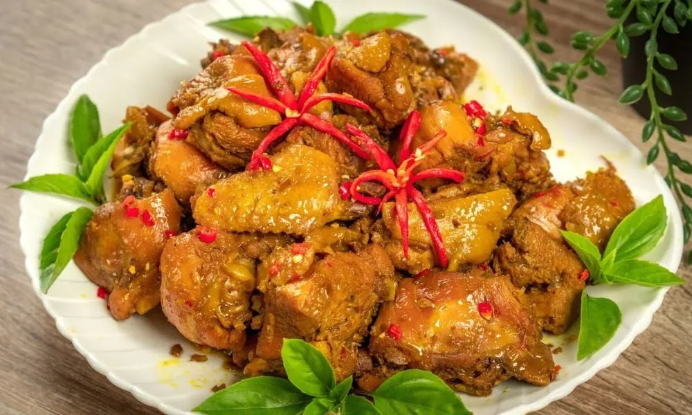 Gà kho sả ớt đậm đà