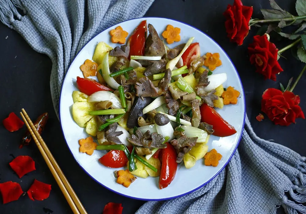 Lòng gà xào hành tây đơn giản